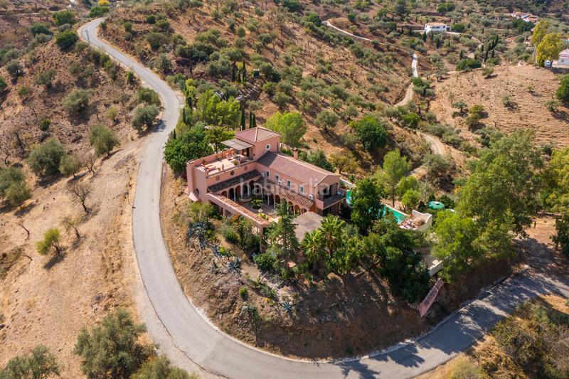 Foto 0d922bfb-ca4e-4729-9d2e-59cd0ca99a76. Haus mit parking pool in Comares