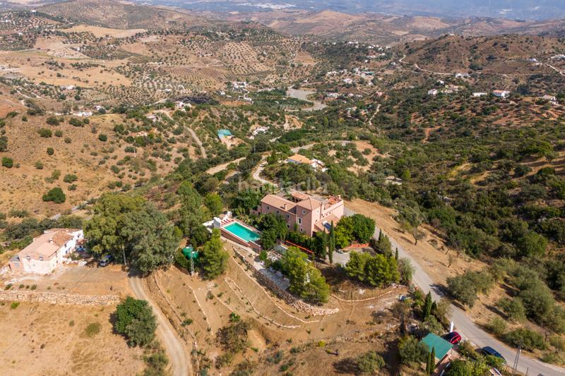 Foto d1f938d0-ee41-4464-8220-b802bd245825. Haus mit parking pool in Comares