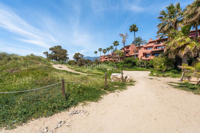 Foto 9ce3943a-bf13-48c9-aa65-4ecf9c4542a3. Alquiler apartamento  en primera linea de playa alicate playa, este en Marbella