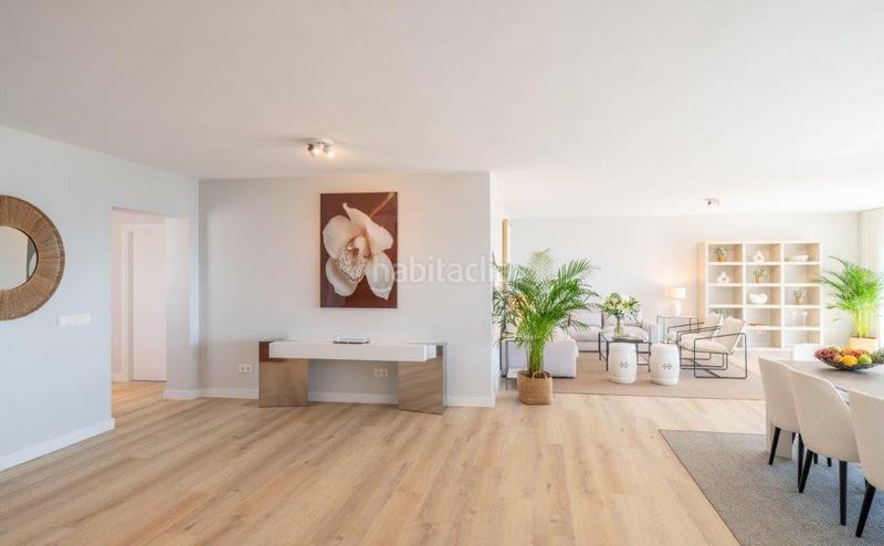 Foto 5623a864-10ec-4e44-a595-1802f8a2f6b2. Alquiler ático  dúplex de lujo con vistas al mar playas del duque, Puerto Banús en Marbella