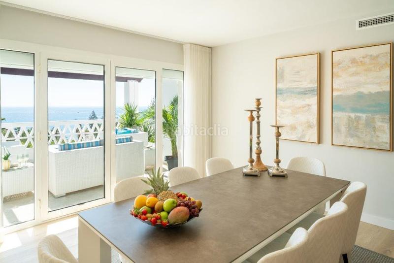 Foto 6e1c223e-acb5-4209-8bb9-0cc7a6305a84. Alquiler ático  dúplex de lujo con vistas al mar playas del duque, Puerto Banús en Marbella