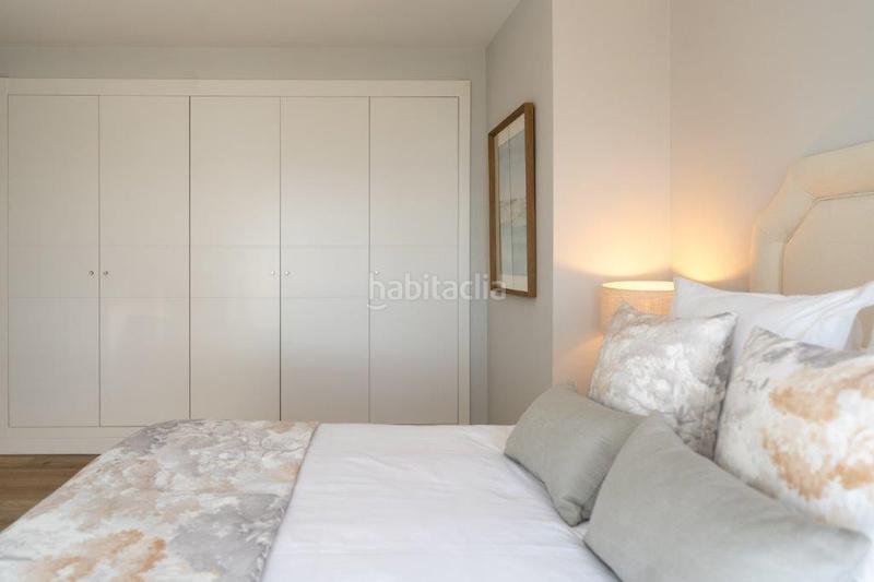 Foto 75135b00-20cc-4318-8c14-9fe728505be5. Alquiler ático  dúplex de lujo con vistas al mar playas del duque, Puerto Banús en Marbella