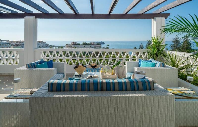 Foto 10036bd3-0beb-4d09-a6c2-7ac683c06673. Location attique dans Puerto Banús Marbella