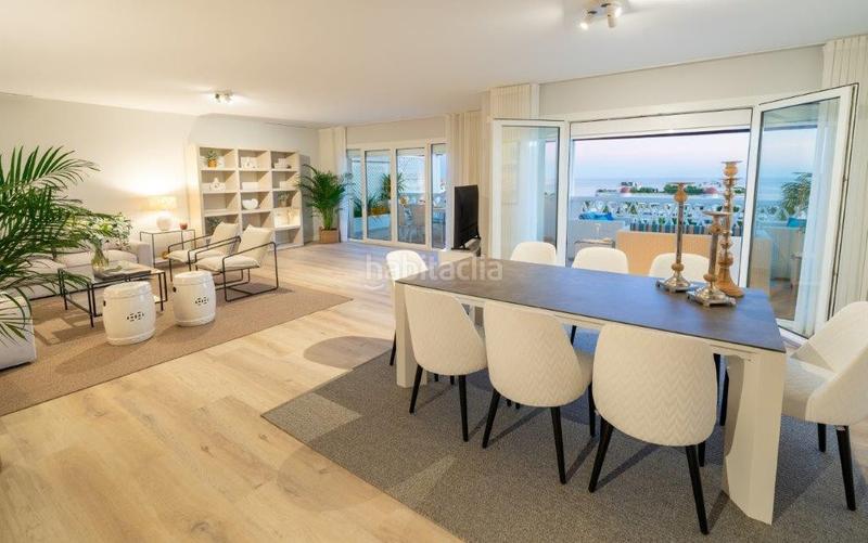 Foto feca815c-d51a-4f36-8e20-7a43dcdc3cd1. Location attique dans Puerto Banús Marbella