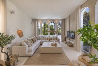 Maison  Dali-ur atalaya rio verde 60. Villa renovada en comunidad cerrada cerca de puerto banús  atala