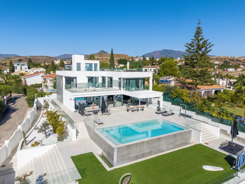 Foto 955a6746-babb-48f9-9444-23bc5bdf3cf1. Casa a paraiso el 448 a El Paraíso Benahavís