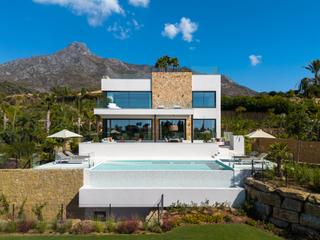 Maison à Montemayor - Marbella Club. Villa contemporánea con planta de bienestar y vistas panorámicas