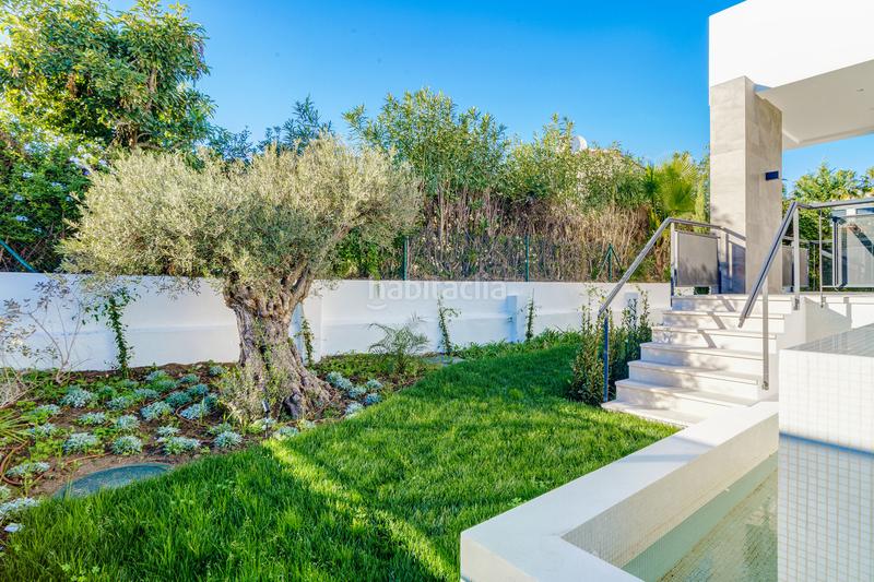 Foto 5fdcf748-e52a-4e82-8f51-b48042397cd3. Haus mit parking pool in Marbesa Marbella