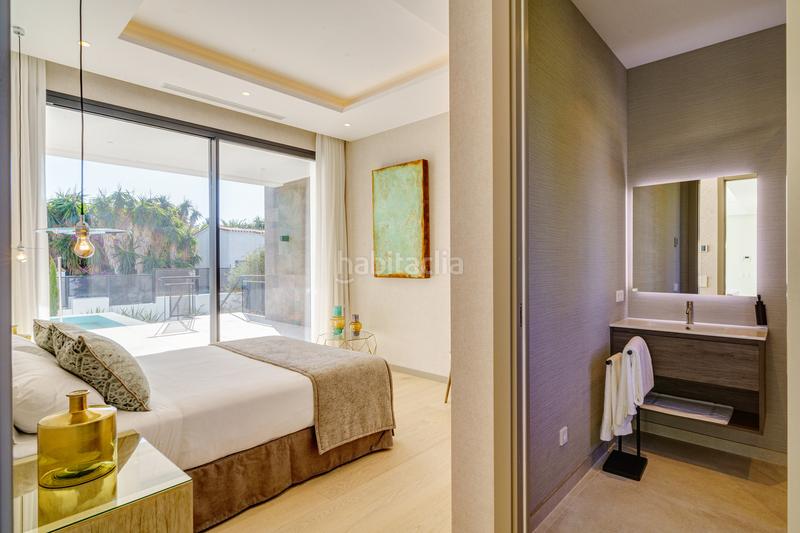 Foto f4ed225d-9205-4e2c-be53-cc075284cd68. Haus mit parking pool in Marbesa Marbella