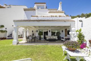 Casa adossada a Luis mazantini-nva andalu 9. Casa adosada con vistas espectaculares a la concha  nueva andalu