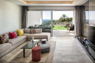 Maison jumelée à Nagüeles Alto. Elegante casa adosada con vistas panorámicas al mar  marbella