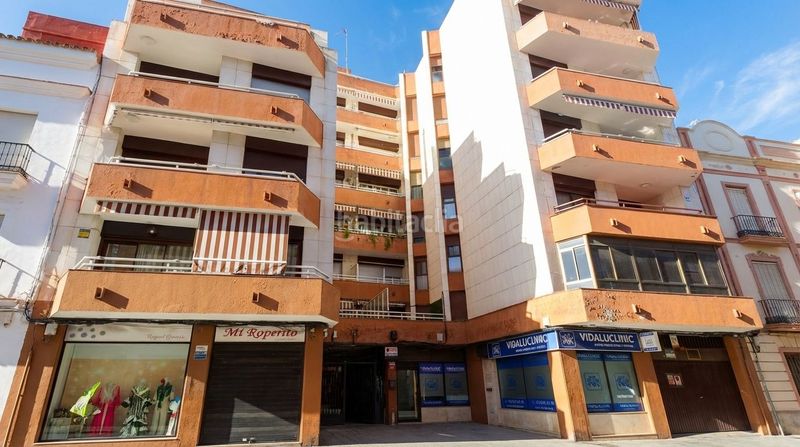 Foto da1bfac3-ce65-4451-8f86-278e4820523b. Pis amb calefacció a Centro Alcalá de Guadaira