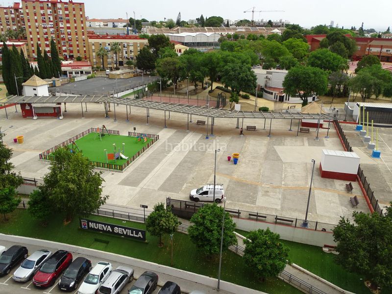 Foto ce7563e7-cbd9-40a7-8969-6dd1e968c365. Pis amb calefacció a Centro Tomares