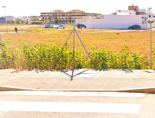 Terreny residencial a 28 febrero 45
