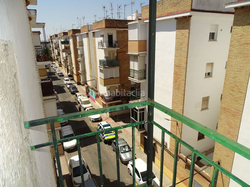 Foto b8fd5fee-a2fe-4931-afd5-963b40004617. Pis amb calefacció a Centro - Doña Mercedes Dos Hermanas