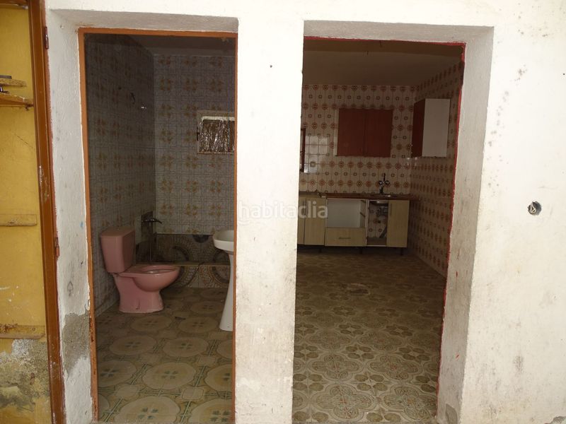 Foto a8a56fde-bf11-4326-a852-531f989c61aa. Casa amb calefacció a Alcalá del Río