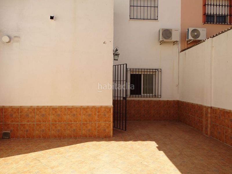 Foto 879ee569-16c1-42d7-a8df-0127a7a146ed. Casa amb calefacció aparcament a Las Torres - Constelaciones Utrera