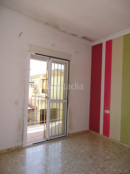 Foto 9d65be3d-a84f-4eae-9c56-9bd6aee0c6eb. Casa amb calefacció aparcament a Las Torres - Constelaciones Utrera