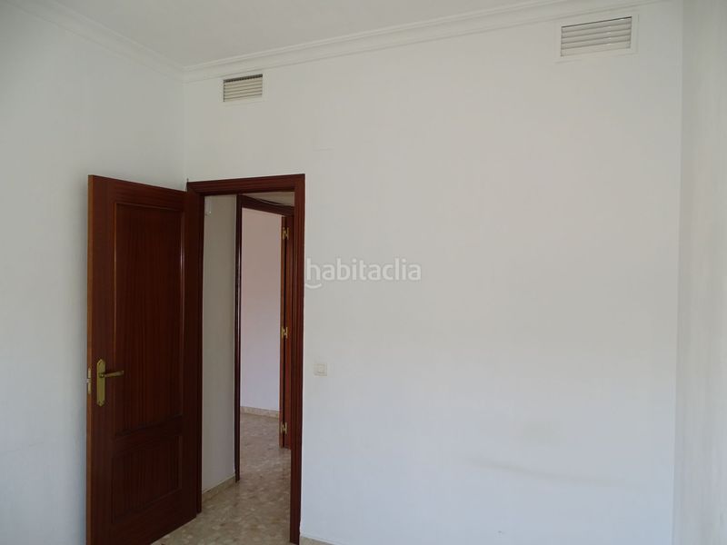 Foto e23b013d-f3f8-4db5-b1b1-fa45418df55c. Casa amb calefacció aparcament a Las Torres - Constelaciones Utrera