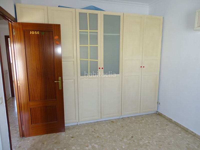 Foto f3229bd1-7c7d-40c8-a6df-f6a77268fdfb. Casa amb calefacció aparcament a Las Torres - Constelaciones Utrera