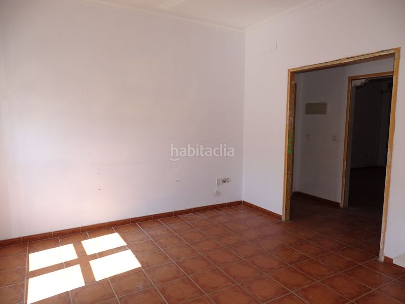 Foto 9bc27d64-b8d8-42dc-af53-c3ff5ee9e337. Casa amb calefacció aparcament a Molares (Los)