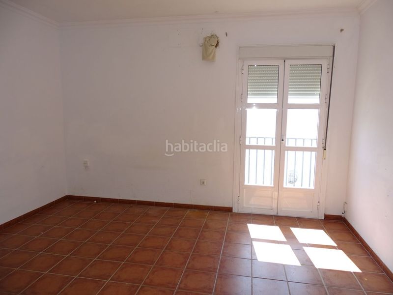 Foto c87a14d6-f434-4ea7-babc-47dcf9c8e3eb. Casa amb calefacció aparcament a Molares (Los)