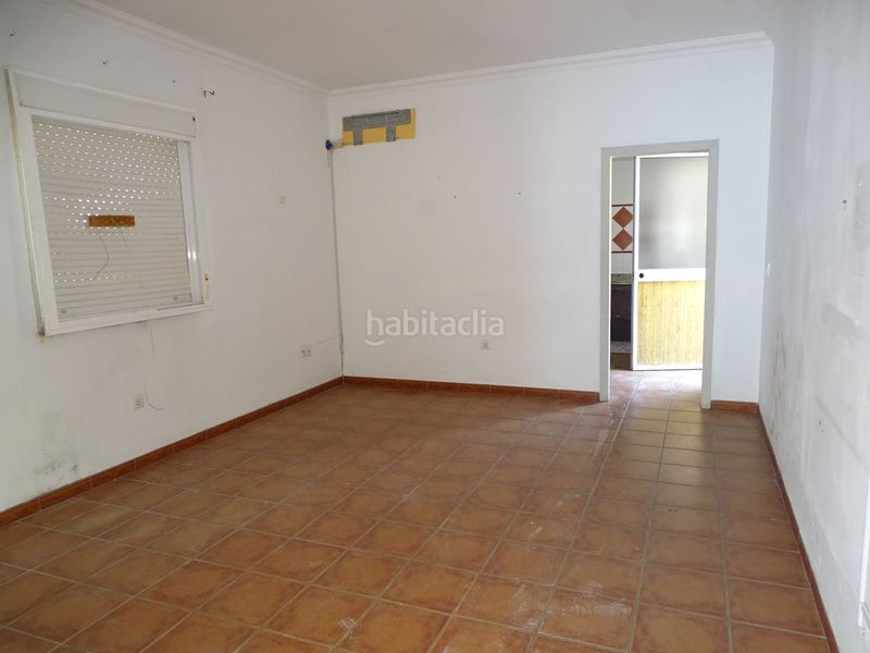 Foto f0133edb-eb2f-4452-87e0-c729bb34937f. Casa amb calefacció aparcament a Molares (Los)
