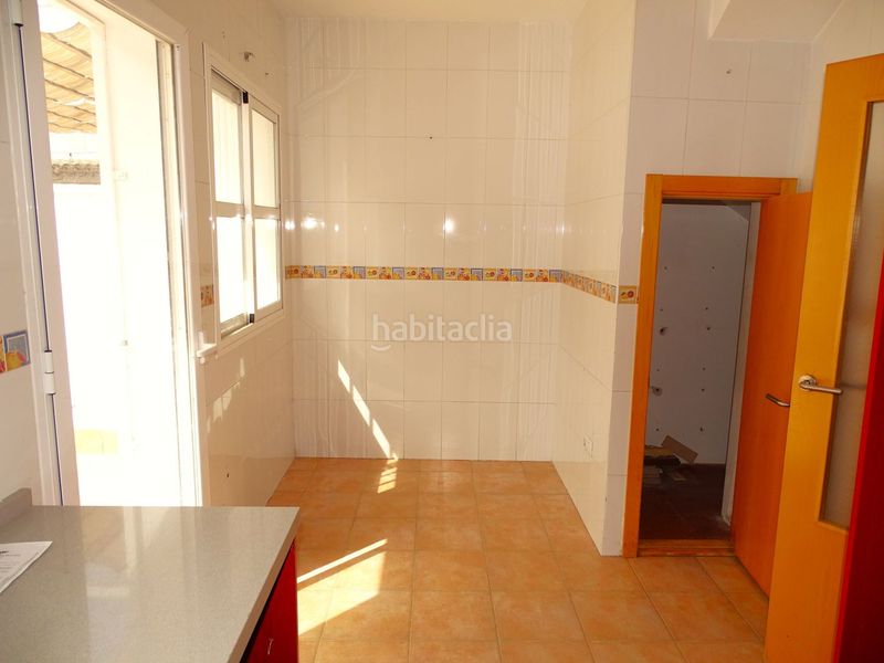 Foto 0018ee46-e653-4dff-b87f-2e43f1fd097c. Maison avec chauffage parking dans Gerena