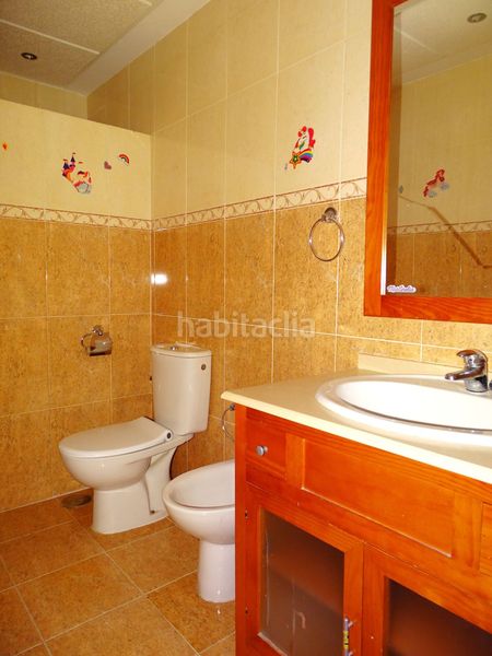Foto 66b0a54f-6536-4c55-9327-3f8f467f2c16. Maison avec chauffage parking dans Gerena