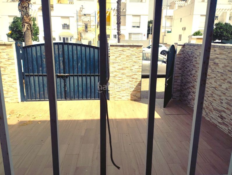 Foto ef82d6a8-c0ec-4fad-b92c-fbfcb11ffbd3. Maison avec chauffage parking dans Gerena