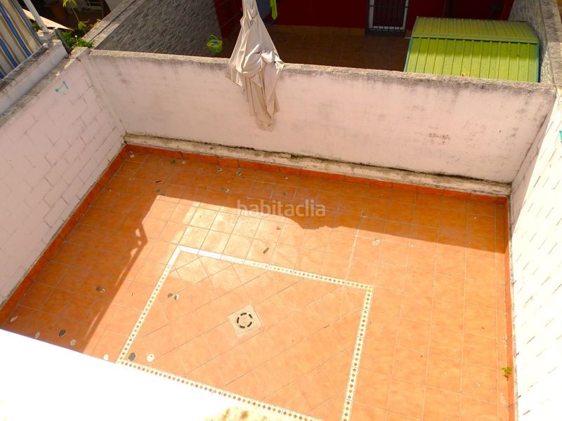 Foto f296bf39-1fef-444f-902e-0c8b46259eb1. Maison avec chauffage parking dans Gerena