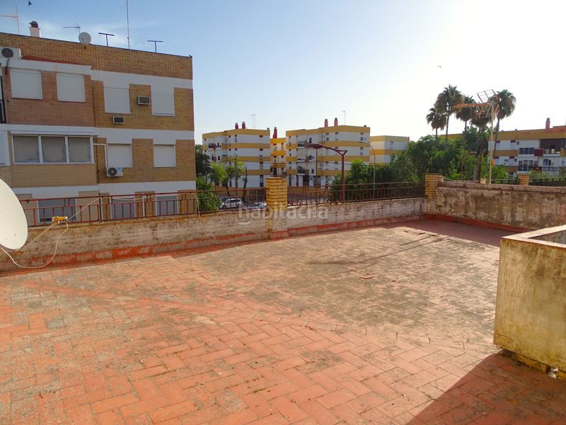 Foto 07fda8d4-19f4-4ea2-a730-7ccb4f46f83f. Maison avec chauffage dans Salesianos Utrera