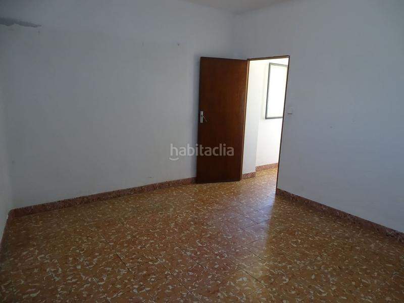 Foto e8d9c245-a0f4-4f8e-ba88-62b472fd2a3a. Casa  en venta , 5 dormitorios. en Morón de la Frontera