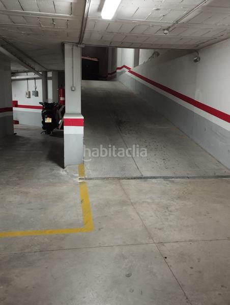 Foto b6b3a6d3-0703-45ff-8e78-5bed8d126ee0. Parking voiture dans cristobal colon 19 dans Centro - Doña Mercedes Dos Hermanas