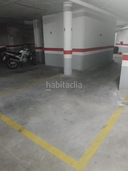 Foto c1e868d5-8807-42f1-a48a-975af98a4cc1. Parking voiture dans cristobal colon 19 dans Centro - Doña Mercedes Dos Hermanas