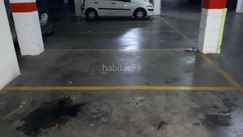 Foto 9ccda351-b7c5-420b-9f3c-4b33ff9e12ef. Car parking in juan jose ruiz monge 12 in Centro - Doña Mercedes Dos Hermanas