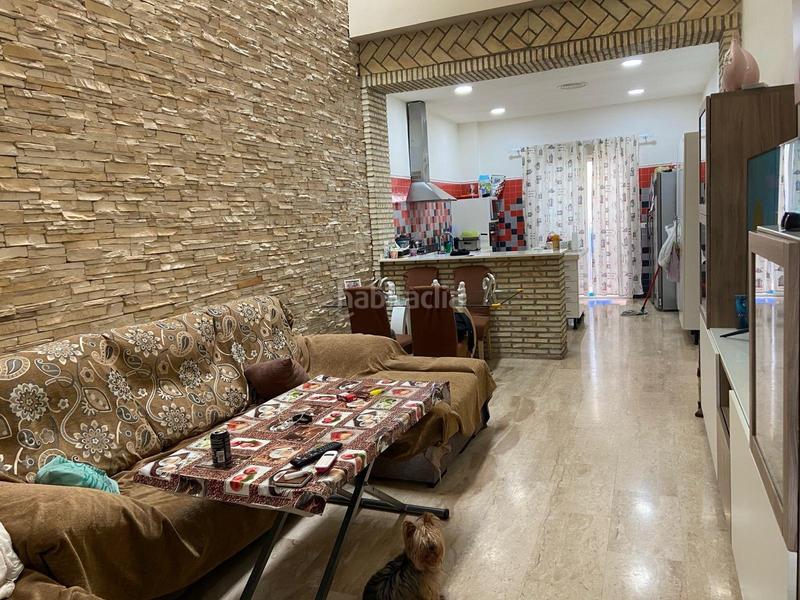 Foto 2e2d5793-8930-49bd-8804-e44b4ba7b1f3. Haus mit heizung parking in Centro - Doña Mercedes Dos Hermanas