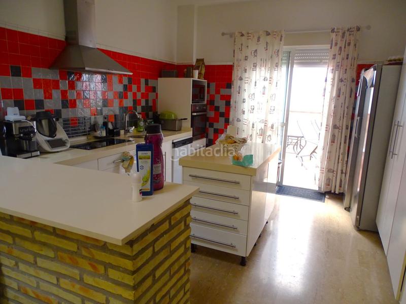 Foto 5f40205c-e27f-4c48-a734-b43744299b64. Haus mit heizung parking in Centro - Doña Mercedes Dos Hermanas