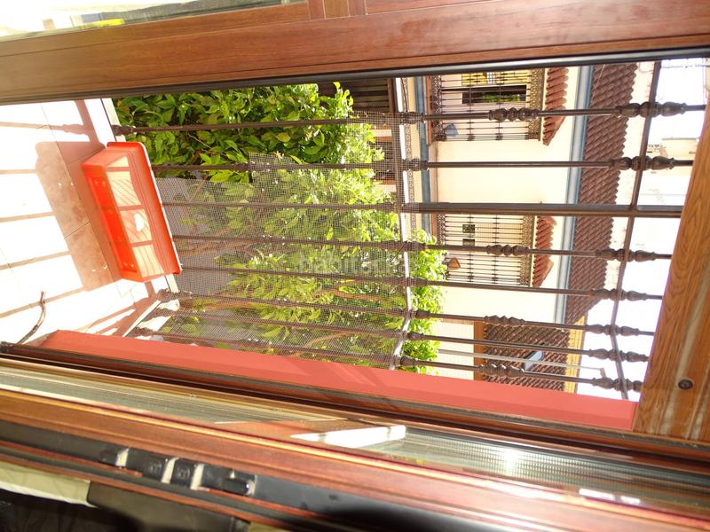 Foto 707b512b-a2b3-4af2-a4f1-fc0d83a3ee5e. Haus mit heizung parking in Centro - Doña Mercedes Dos Hermanas