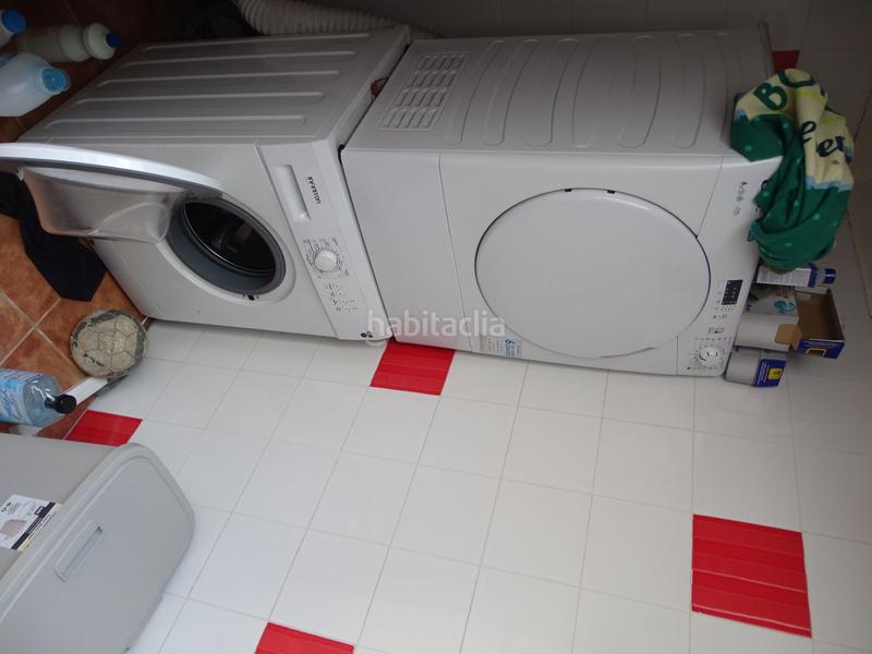 Foto 78715b26-8c78-4412-a88d-13c6dce6a944. Haus mit heizung parking in Centro - Doña Mercedes Dos Hermanas