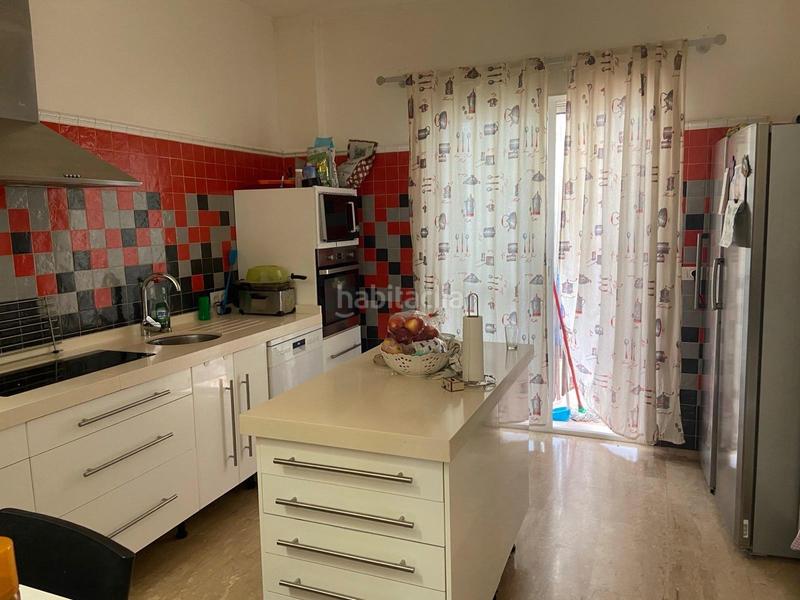 Foto 8a594b2e-5373-4c6b-8af1-963267903436. Haus mit heizung parking in Centro - Doña Mercedes Dos Hermanas