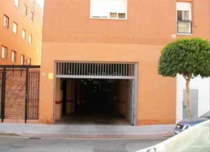 Foto 0ec64e60-a29d-4809-b57d-8491ba096c2e. Aparcament cotxe a pio baroja 1 a Arco Norte - Avda España Dos Hermanas