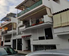 Local commercial  Fragata. Local com. en venta en centro, 4 despachos.