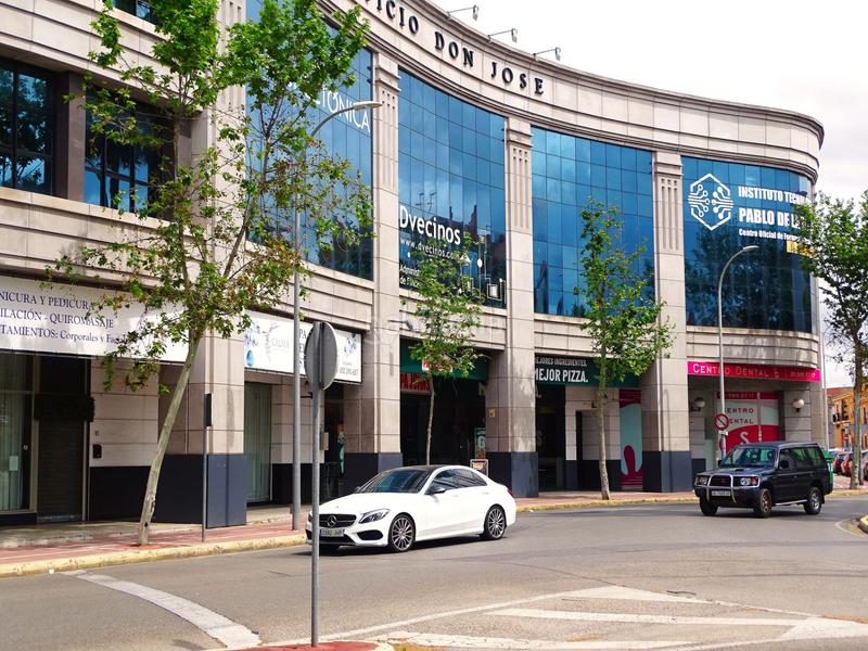 Foto e836fd4b-df57-46c5-898f-25368b09071a. Bureau avec chauffage dans Arco Norte - Avda España Dos Hermanas