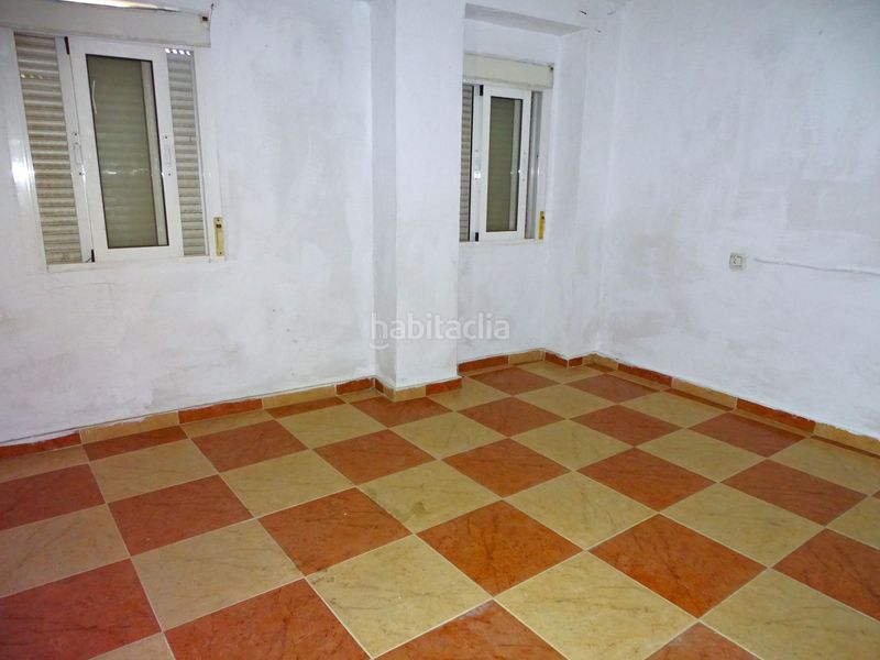 Foto 1b9e6a1c-888f-4198-ac4f-615a56de7415. Casa amb calefacció a Morón de la Frontera