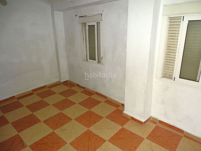 Foto 67e8f6cc-485b-4a6e-88e7-2ea2aec7a1c1. Casa amb calefacció a Morón de la Frontera