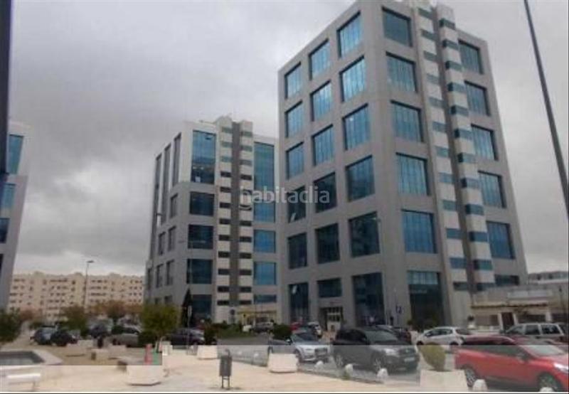 Foto a495e274-3764-42cd-a9ae-aca32b1897b4. Ufficio in arquitectura 5 in San Jerónimo - La Bachillera Sevilla