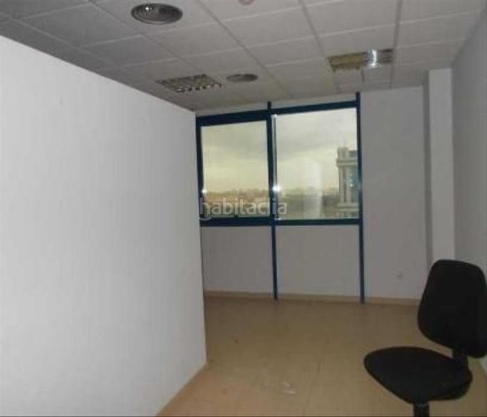 Foto ac1dfb9c-01cc-44e8-9db8-006d1867340c. Ufficio in arquitectura 5 in San Jerónimo - La Bachillera Sevilla