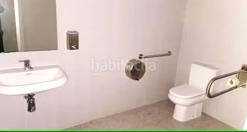 Foto b5b6a754-7dac-4ee9-83ac-47073c269e21. Business premise in santa maria magdalena 22 in El Arenal - La Pólvora Dos Hermanas