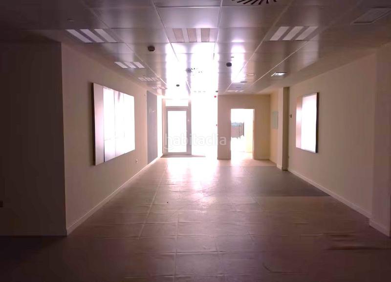 Foto 64e03206-9a6a-4e77-b688-fd5d0af5d33d. Business premise in canonigo 62 in El Arenal - La Pólvora Dos Hermanas